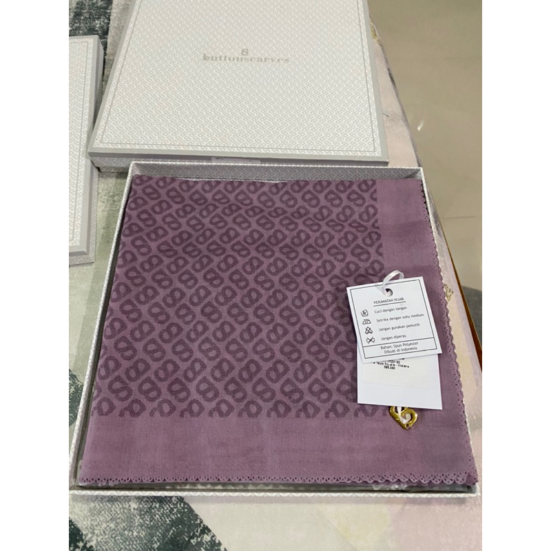 wisteria-Buttonscarves Tapis Boile square baru dan siap kirim