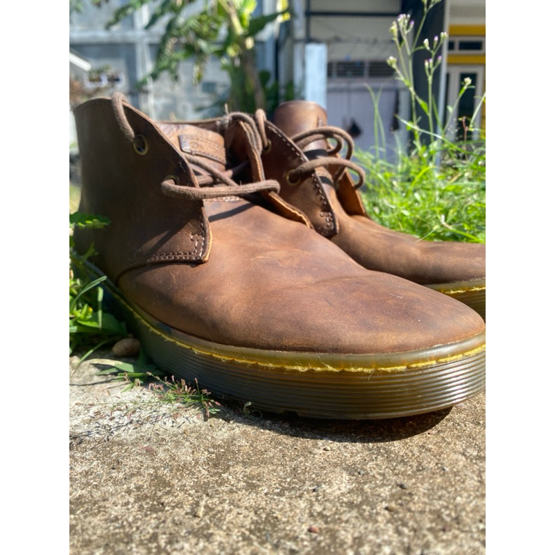 Sepatu Boot Kulit Pria Coklat Dr. Martens Cabrillo Crazy Horse second