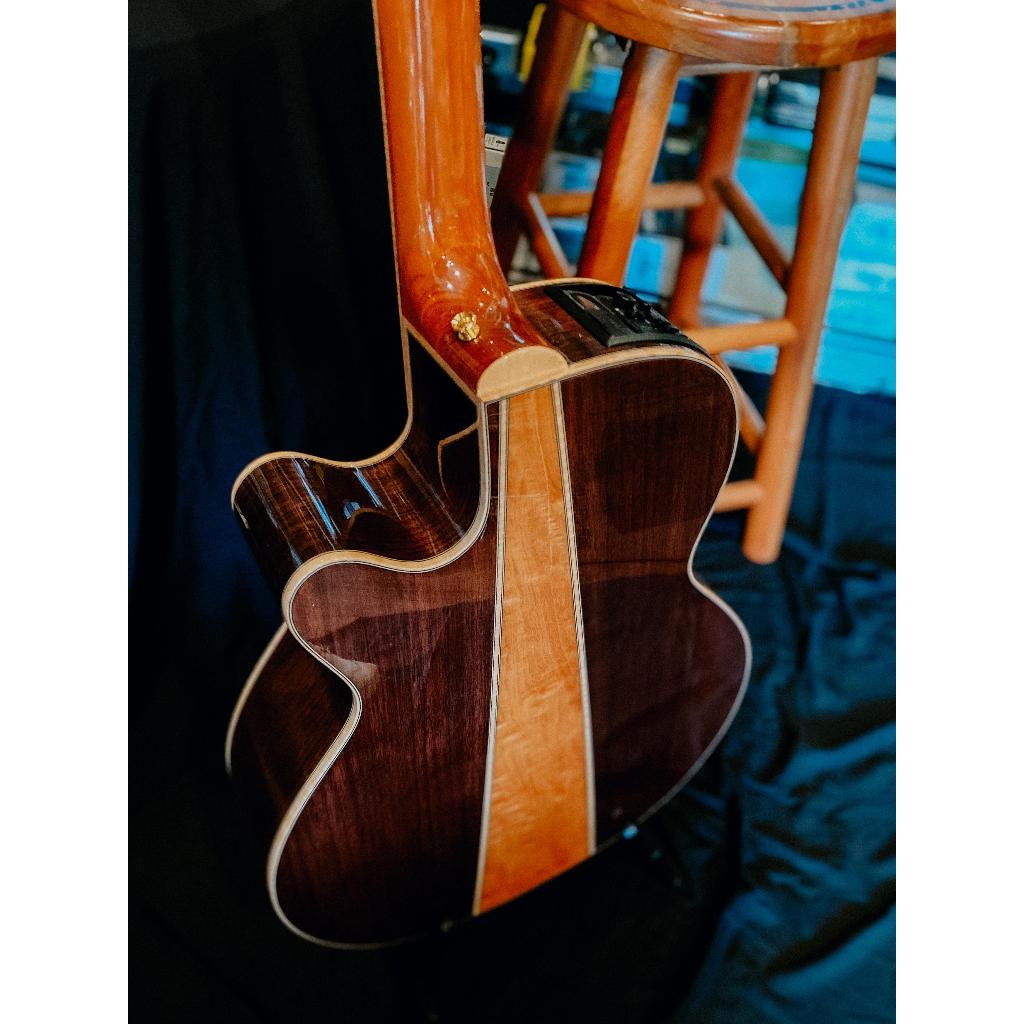 TAKAMINE GN93CE-NAT ACOUSTIC GUITAR, NATURAL