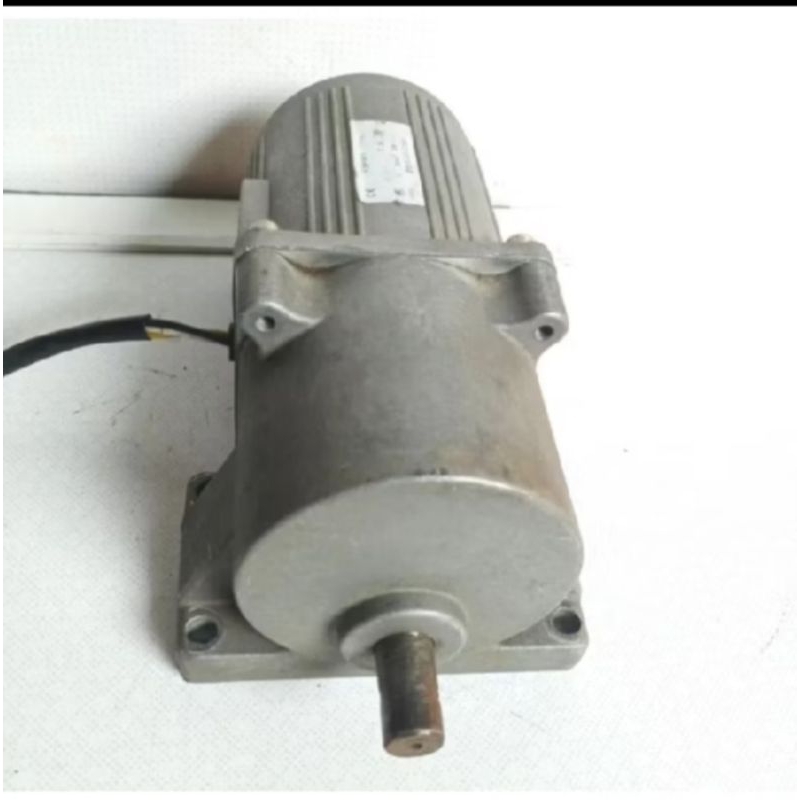 Dinamo gearbox AC 60w rasio 1:50