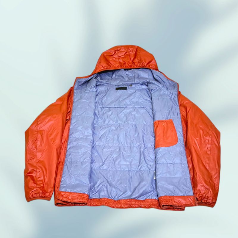 Jaket outdoor Uniqlo bahan Polyester tebal double layer | secondhand preloved | thrift second brande