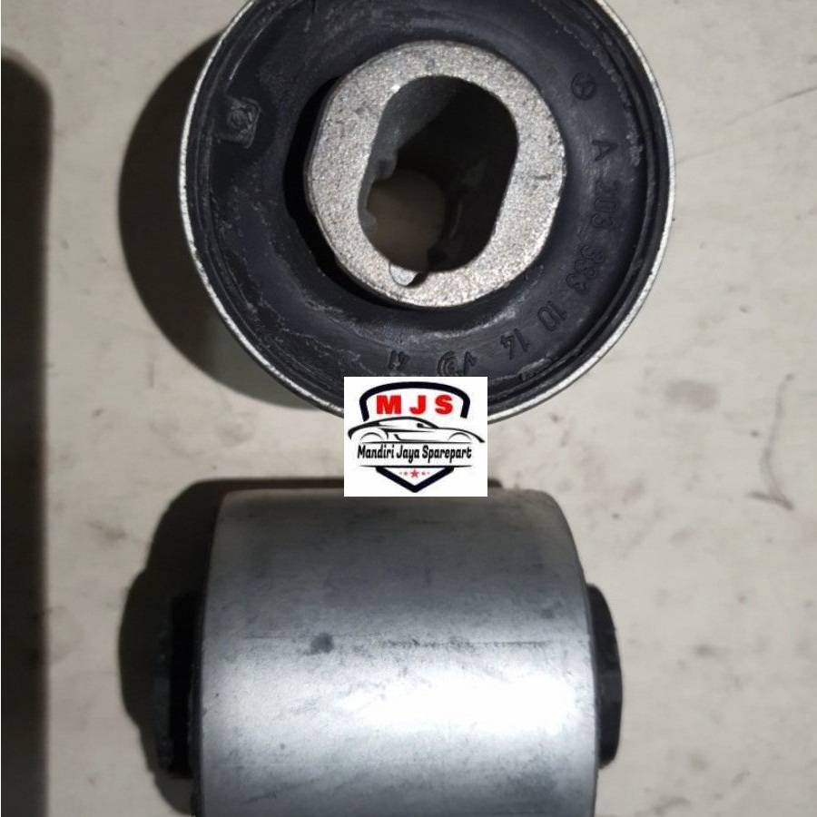 Bushing Arm Depan Mercy w203