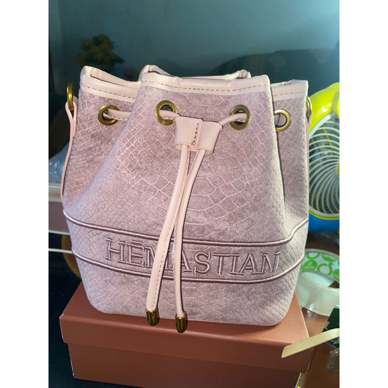 Ready Tas Merk Hemastian