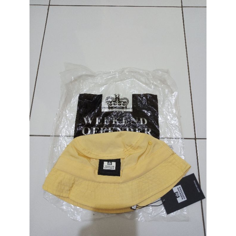 bucket wo kuning