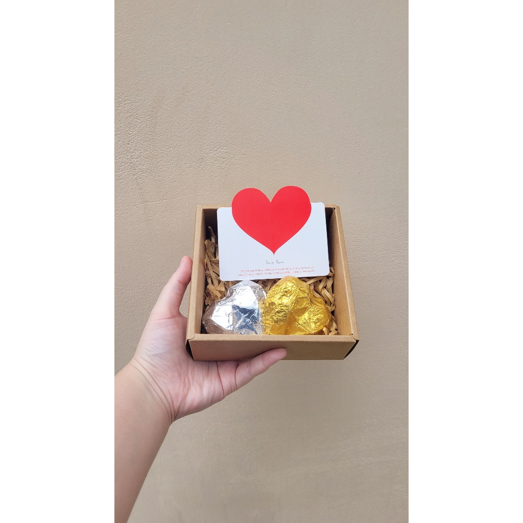 

Dubai Chocolate Pistachio Kunafa Hampers Valentine
