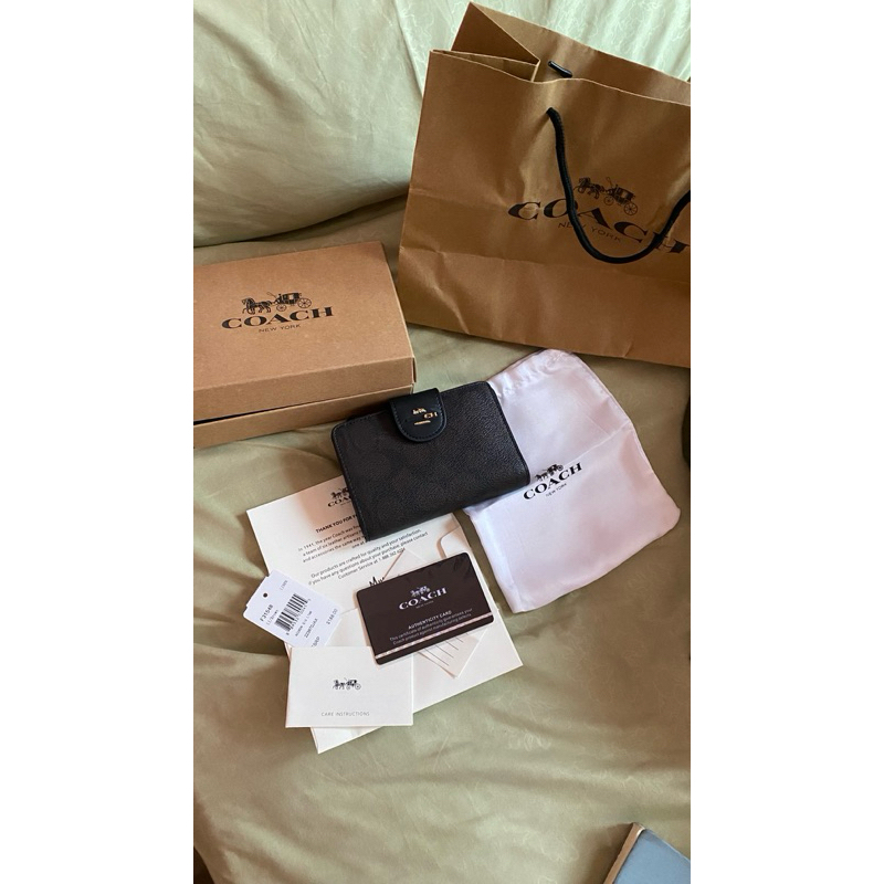 Preloved Coach Wallet