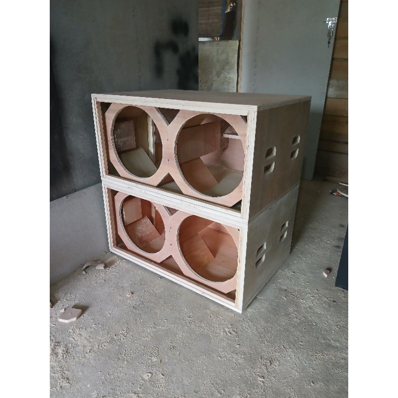 Potongan Box Speaker Model Martin Double 12-18 Inch