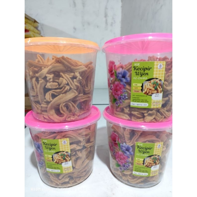 

Jajanan kue Kecipir wijen/ Jajanan lebaran