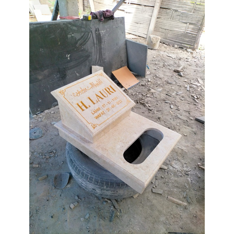 Batu nisan makam Marmer Asli