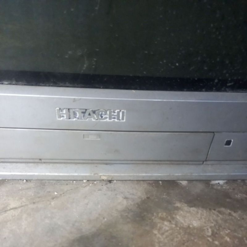 tabung tv 29" semislim hitachi second +casing+speaker tanpa mesin
