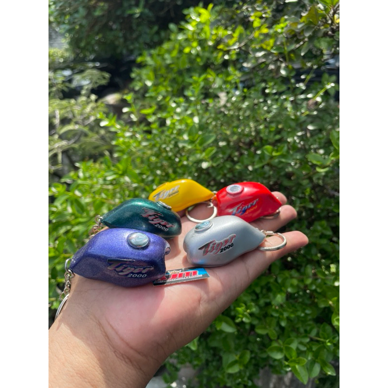 Gantungan Kunci Tiger Tilam Tilas Tiger 2000 Model Tangki Keychain Tiger