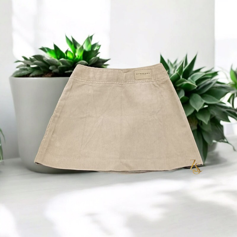 Brown Corduroy skirt by Burberry London Size 8 8-10y