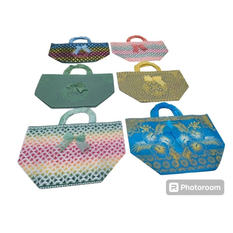 

tas sponbond jinjing batik souvenir snackbox uk 46x30x18 (isi 3 pcs)