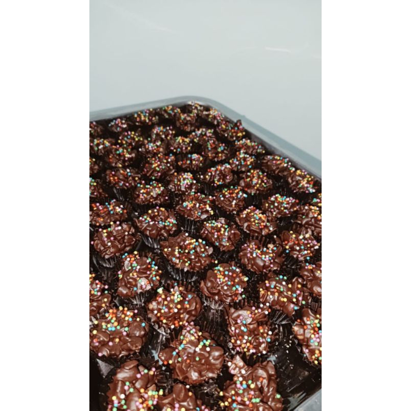 

kacang coklat