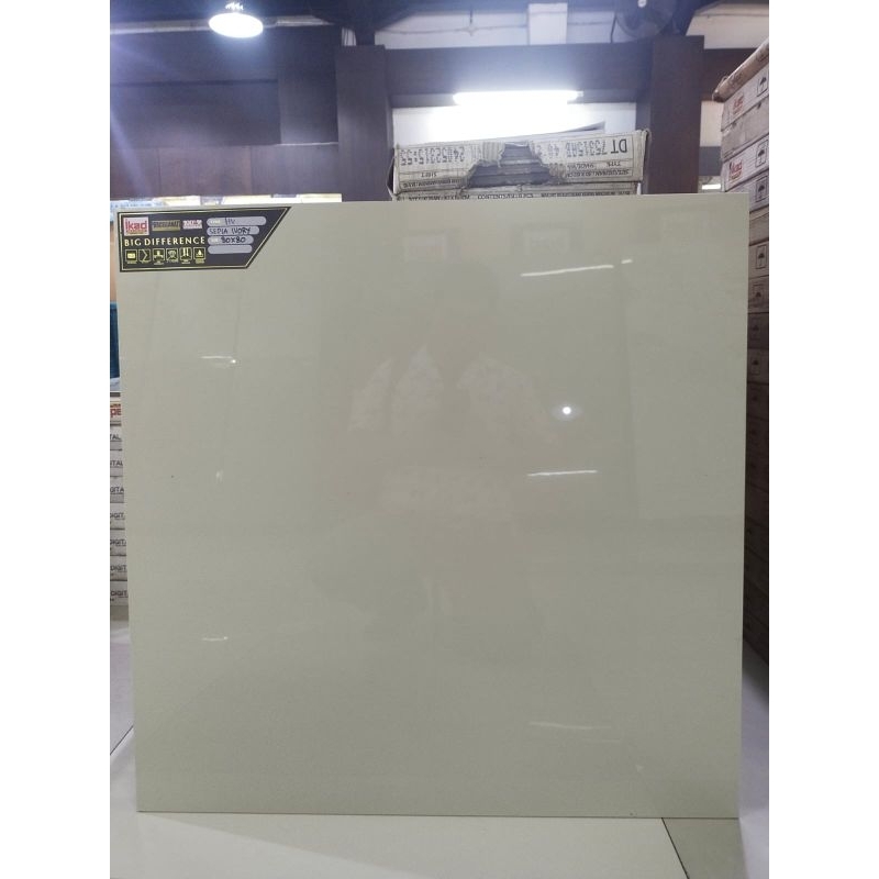 Granit Ikad Cream Polos Sepia Ivory 80x80