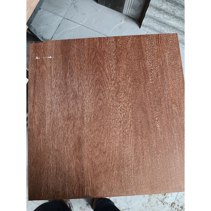 granit lantai rumah 60x60 motif kayu matt