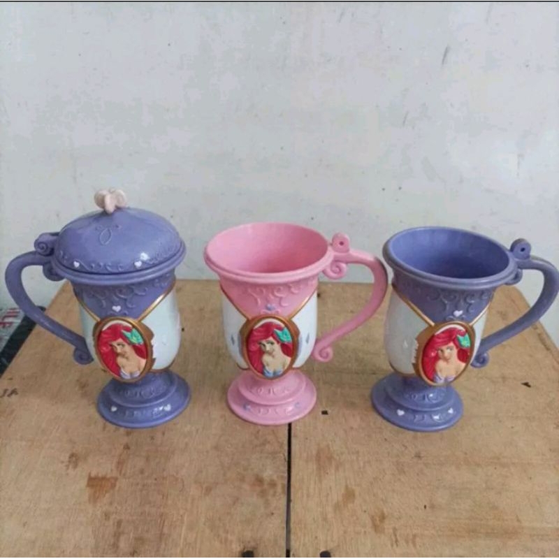 mug/gelas Ariel mermaid