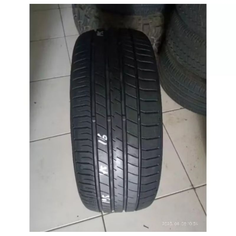 Ban Mobil Copotan Tubles Ring 16 Uk 195/45 R16 Merek Bridgestone