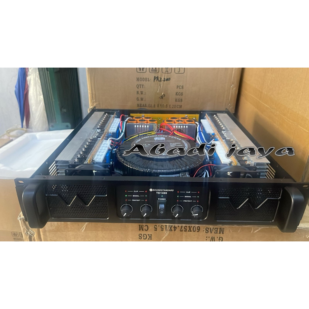 power amplifier soundstandar td1400 / td1400 4 x 1200 watt