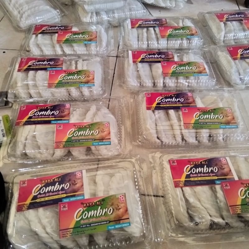 

CIRENG ISI 7 PCS BABA ALI isi /sambal tempe