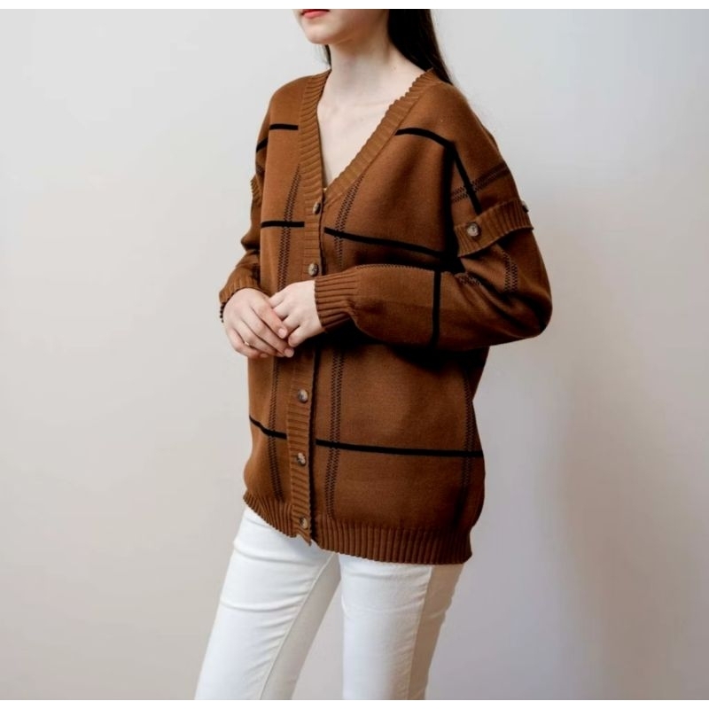(CEK DESKRIPSI) This Is April Atasan Wanita Knit Blazer TIA Outerwear Top White and Jeans Bottom (M)