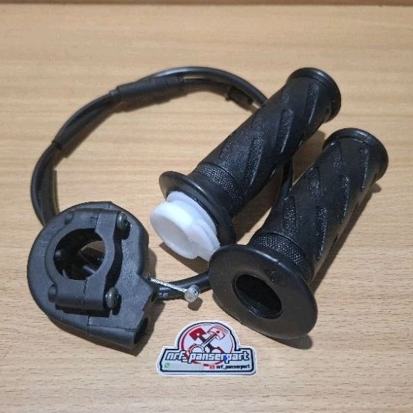 PAKET GAS SMASH R 110//SAKLAR KANAN SET KABEL GAS HANDGRIP STANG SLONGSONG SUZUKI SMASH R 110 LAMA/N