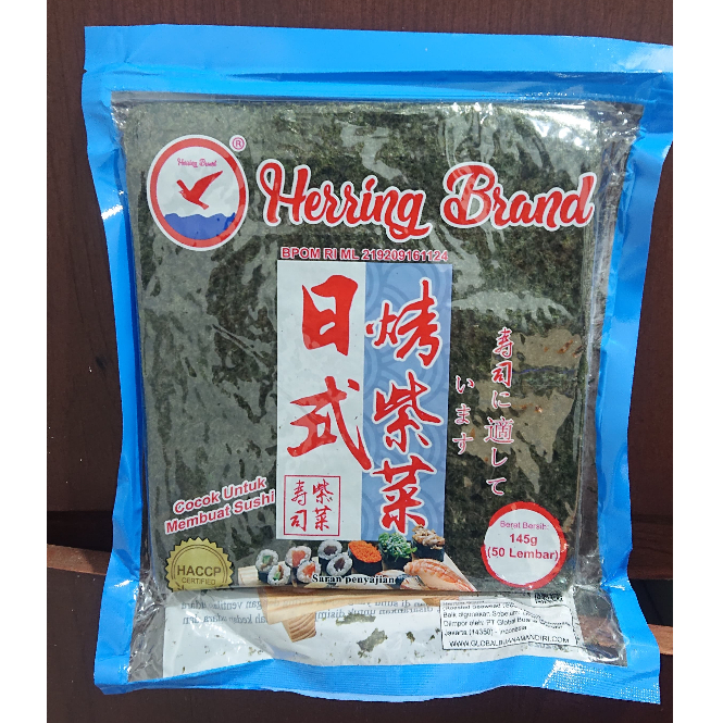 

SUSHI NORI HERRING BRAND 50 LEMBAR - SUSHI NORI 50 LEMBAR - NORI SEAWEED HALAL - SUSHI NORI IMPORT HALAL KUALITAS GRADE A WARNA HIJAU GELAP - SUSHI NORI UNTUK SUSHI KIMBAB, RAMEN, ONIGIR, BENTO JAPANNESE FOOD