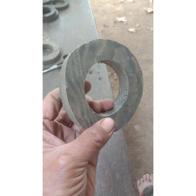 KARET BANTALAN PER KEONG/PENINGGI SUSPENSI DEPAN HONDA JAZZ, BRIO, MOBILIO HARGA SATUAN