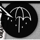 

Stiker Hujan Hitam Putih