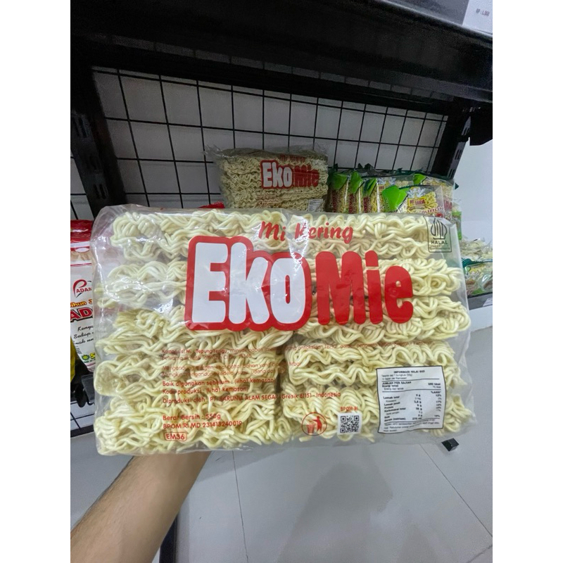 

EKOMIE