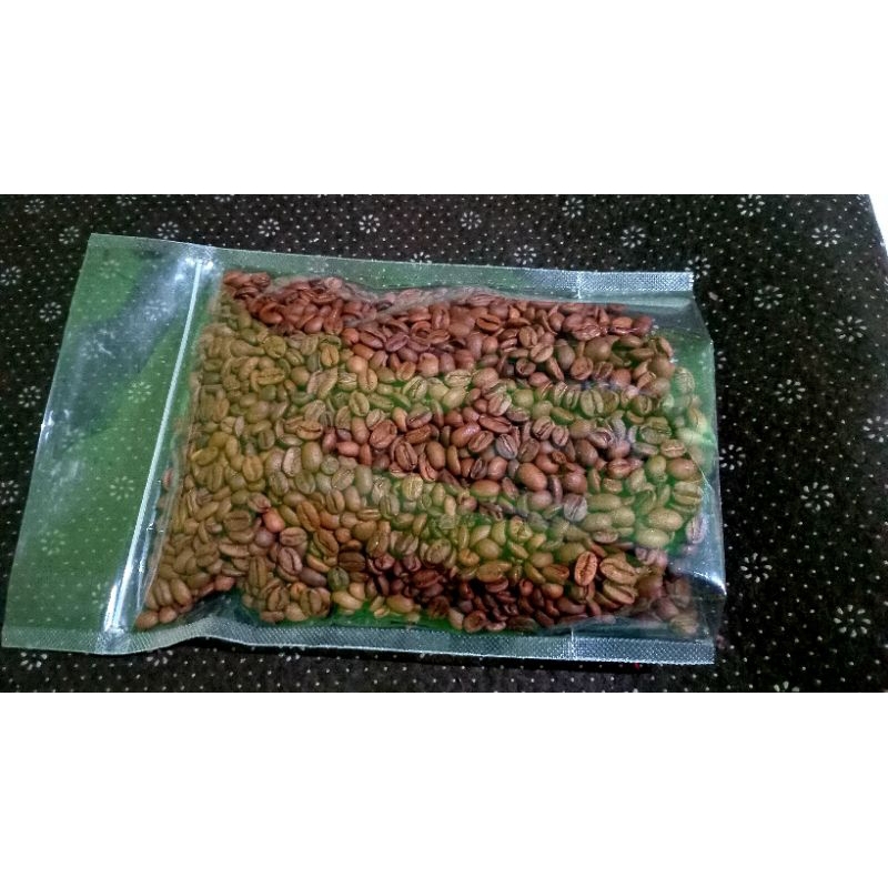 

biji kopi arabica (natural) isi 500g satengah kg