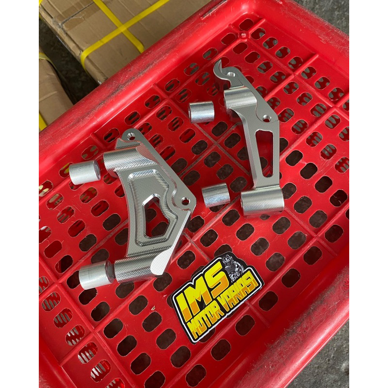 Breket Kaliper Monoblok 4p Pict 100 Ninja R Rr Ss Megapro Tiger Pangkon Kaliper Brembo 4 Piston Cnc 