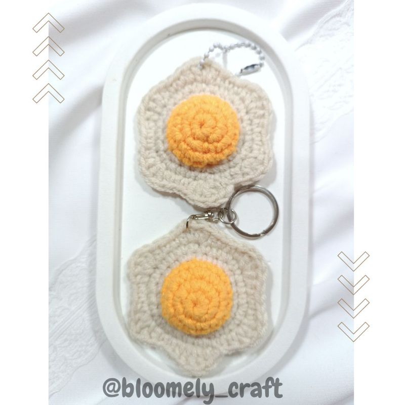 Omelette Amigurumi Keychain | Ganci Rajut Telur Dadar | Aksesoris Tas | Ganci Lucu | Ganci Rajut Mur