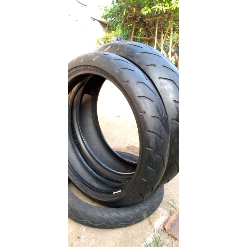 ban ninja Uk 110/70-17&120/70-17 Bridgestone Battlax