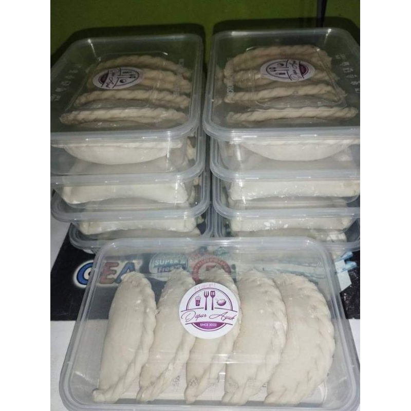 

cireng isi ayam suwir pedas