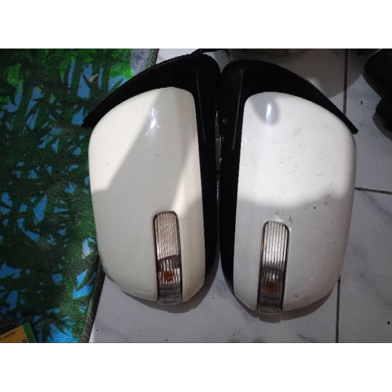 spion Fortuner vnt 2012/2015