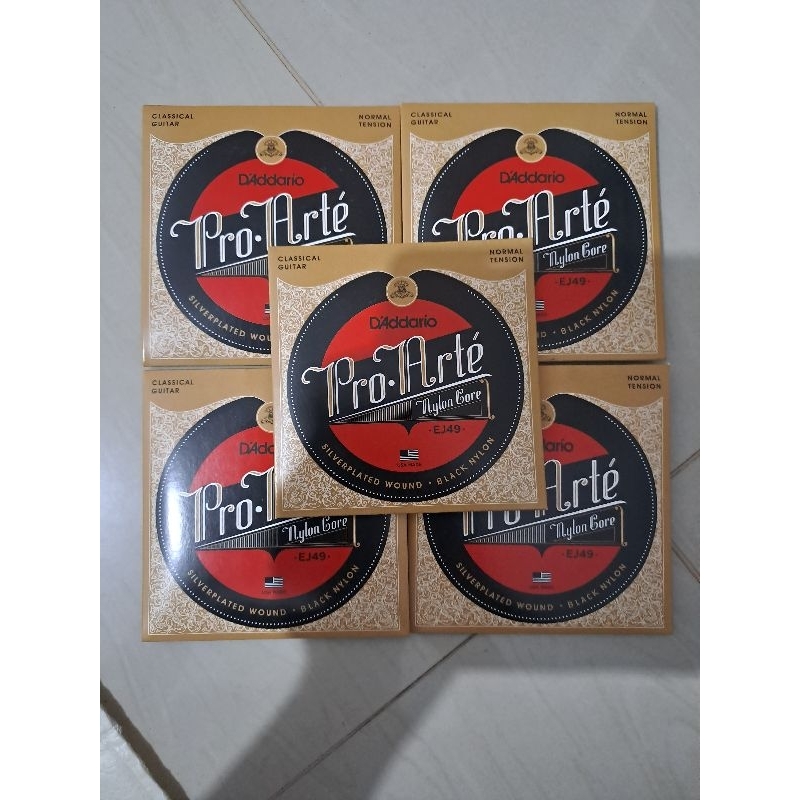 Senar Gitar Nylon Classic Nilon Hitam Klasik 1 Set EJ49 Normal Tension