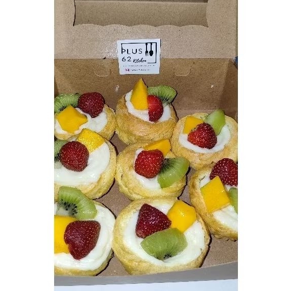 

Kue Sus/soes/choux Mangkok Toping Buah