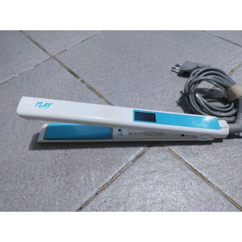 catok smoothing tuft play 1 touchscreen