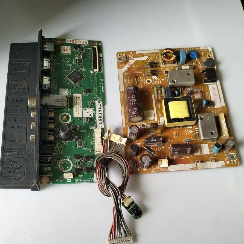 MESIN TV LED SHARP LC32LE295i (digital tv)