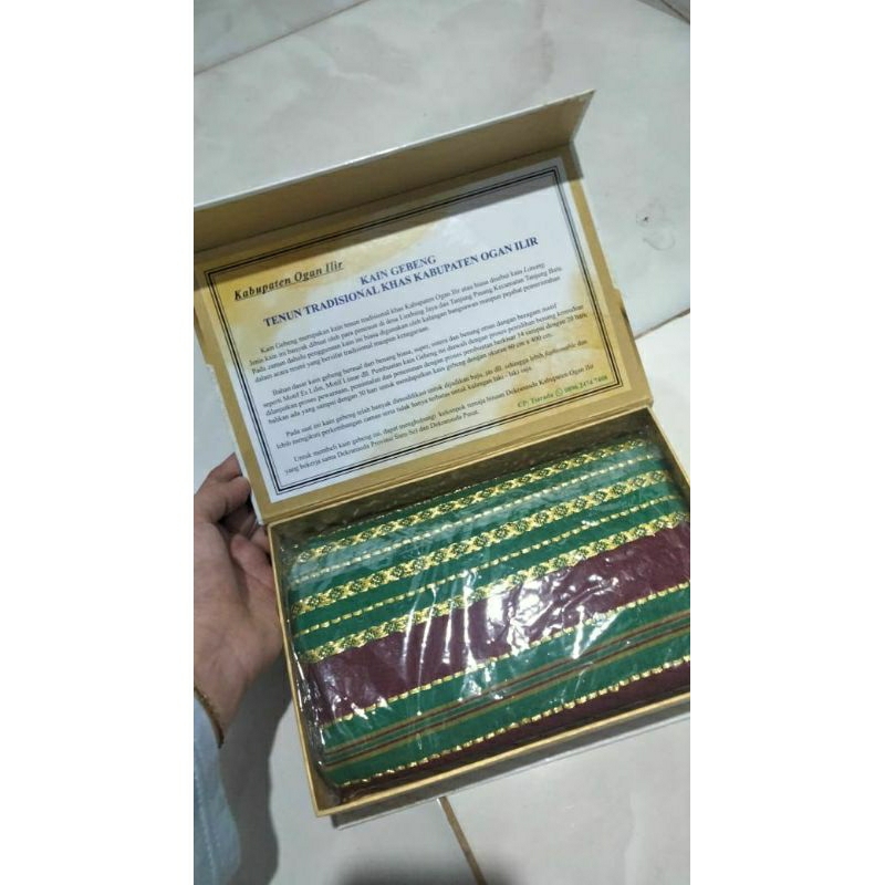 kain gebeng khas ogan ilir