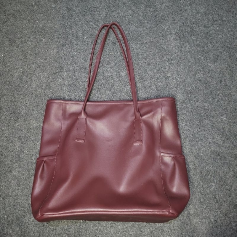 TGIF PROJECT - Vira Tote Bag