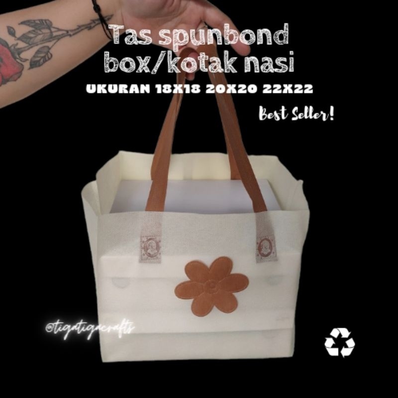 

BUNGAPITA LUSINAN tas kain kotak nasi lusinan tas spunbond box tas syukuran tas kotak nasi 1x1 2x2 22x22 tas hajatan tas hampers kotak goodie bag box TAS BOX NASI TAHLILAN TAS BOX TASYAKURAN TAS KOTAK NASI CANTIK