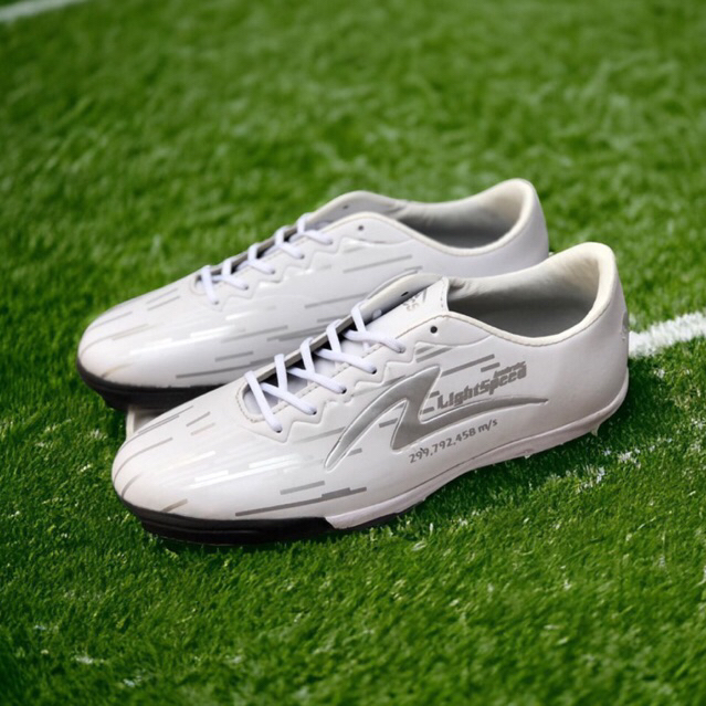 Cuci Gudang (Bonus Kaoskaki) Sepatu Futsal X-Techfit / Sepatu Futsal Murah
