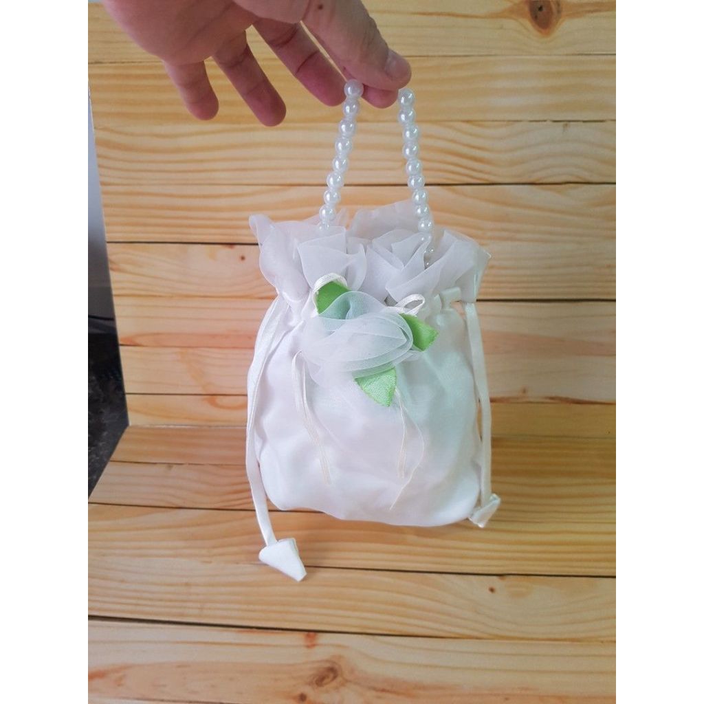 tas pouch pengantin