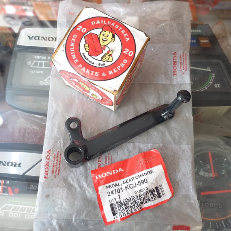 PEDAL GEAR GIR CHANGE OVERAN GIGI HONDA TIGER 2000 LAWAS LAMA ORIGINAL ORI 24701-KCJ-690