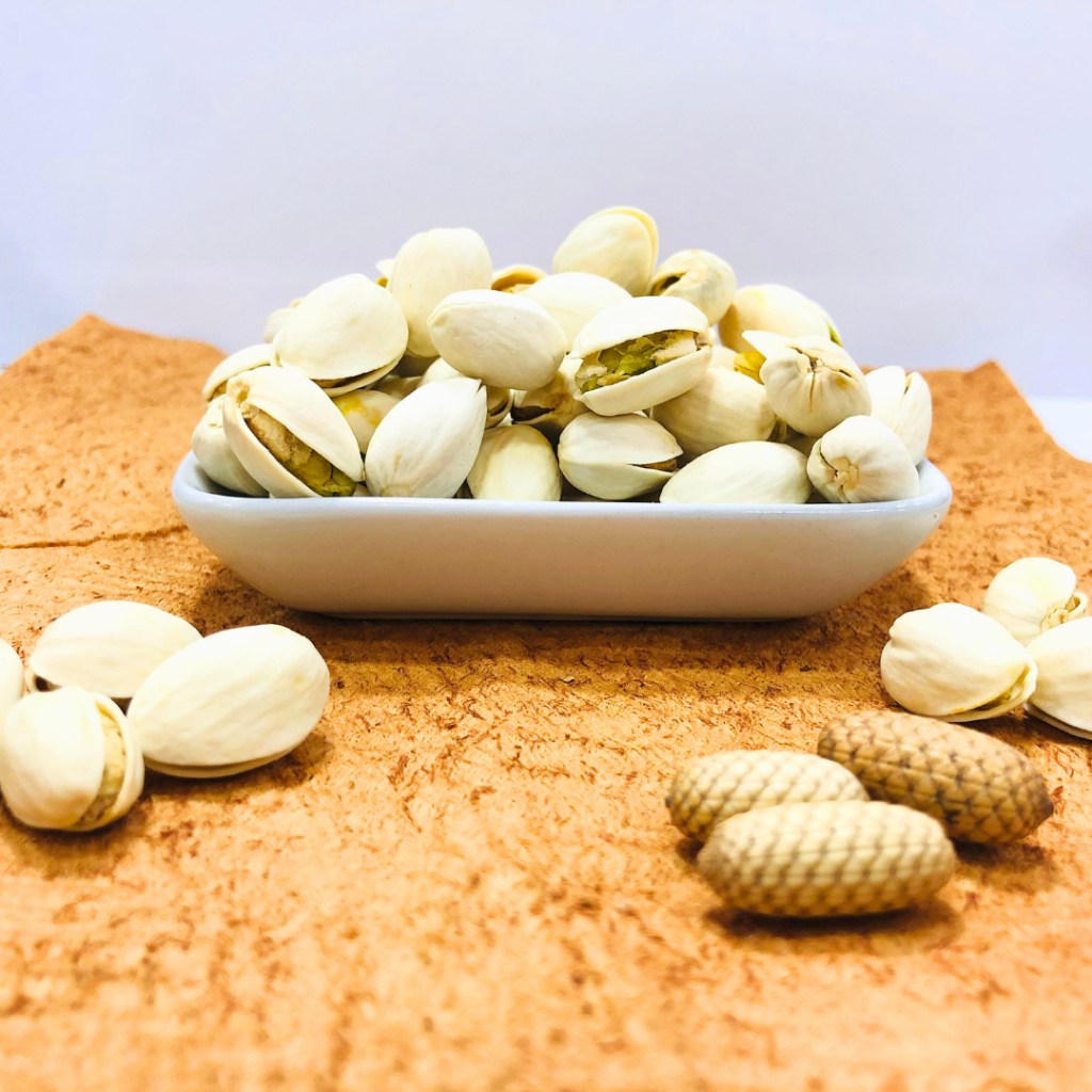 

Kacang Pistachios 500gr / Kacang Arab Pistachio / Oleh Oleh Haji / Kacang Arab / Kacang Ketawa