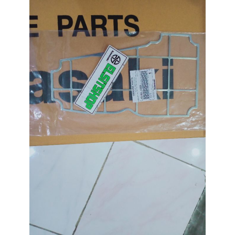 RANGKA TATAKAN BUSA FILTER UDARA NINJA RR