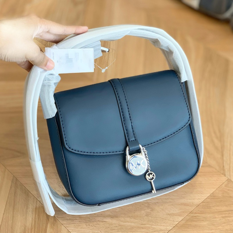 Tas selempang sling bag wanita terbaru kulit branded authentic original mk ko * rs lyra new with tag