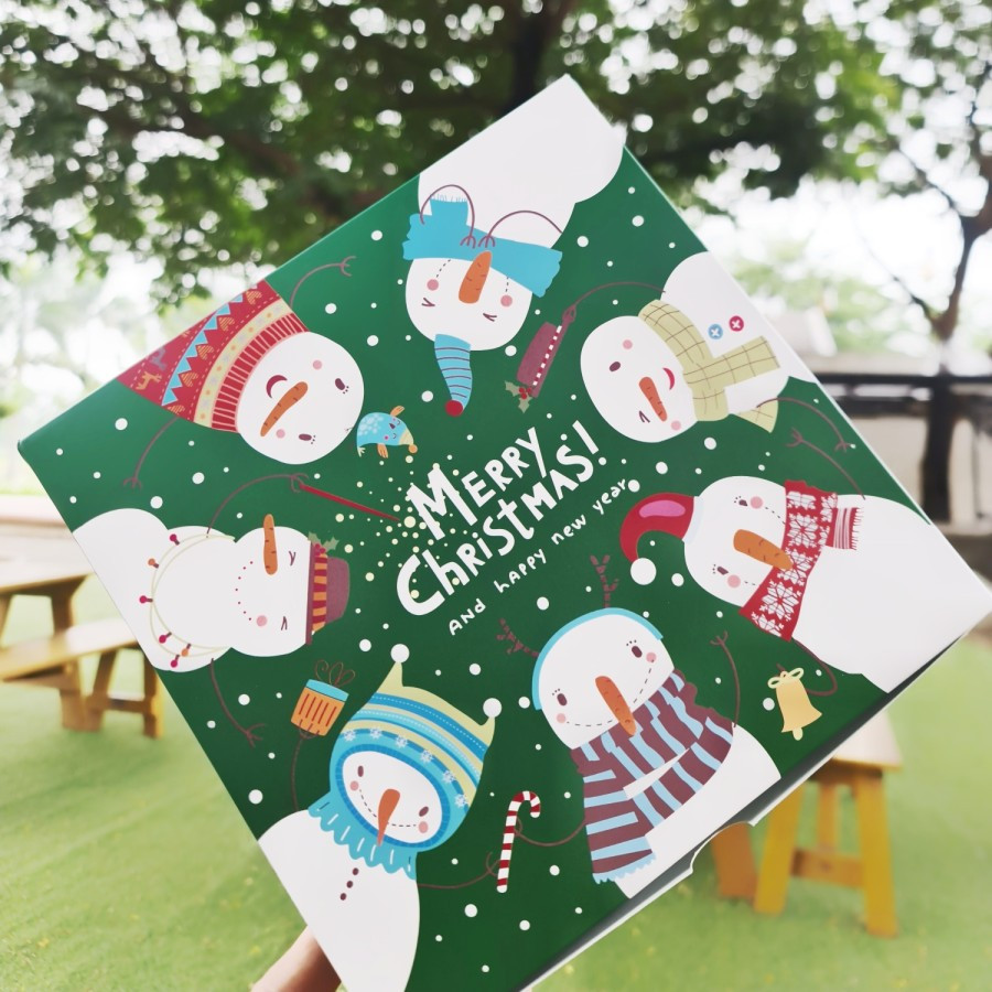 

12 Pcs Dus Natal Packaging Nastar Box Hampers Pie Susu Sekat 9 Motif Christmas ukuran 22 x 22 x 4.5